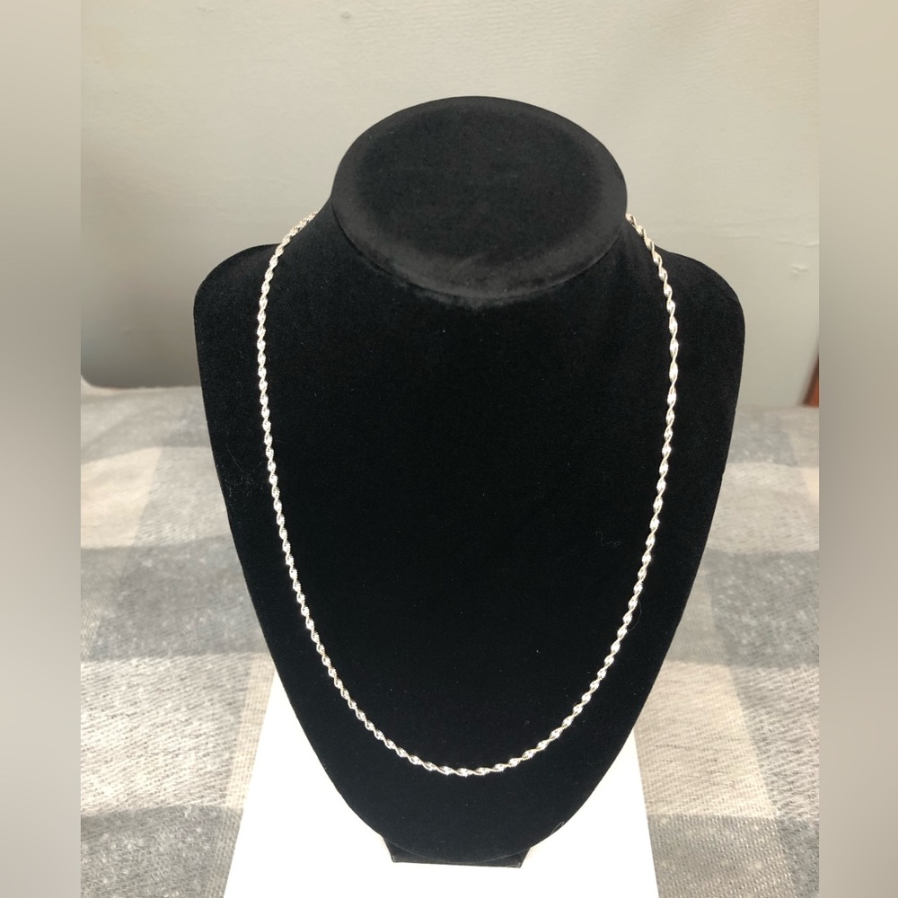 Sterling Silver 18 inch necklace